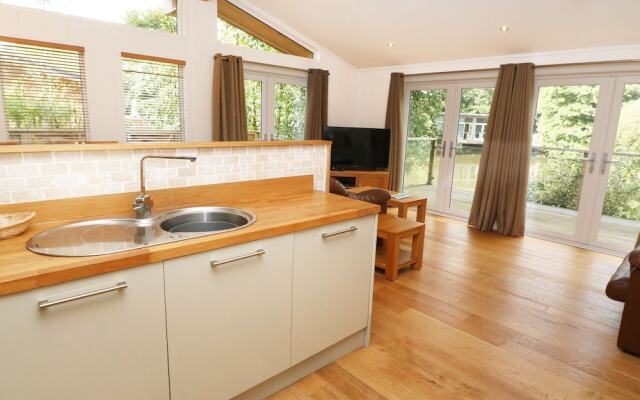 1 Miller's Island, Looe