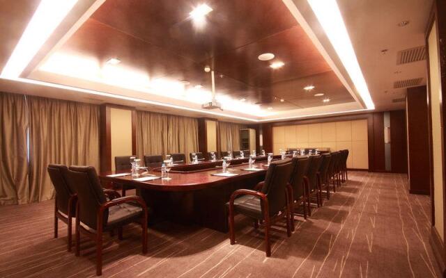 Pudong International Talent City Hotel