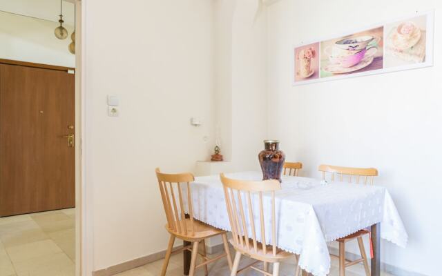Flat & Roof Garden-Heart of Historic Athens