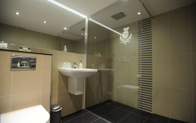 Court Residence