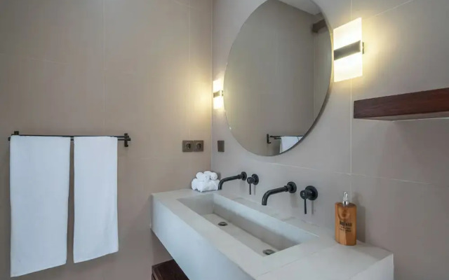 Nova Oasis 4