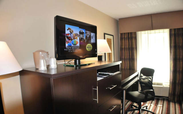 Holiday Inn Express W-I40/Whitebridge Road by IHG