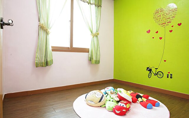 Taean West Pine Pension