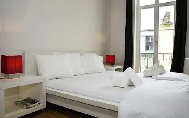 The Suite Prague Castle Apartment