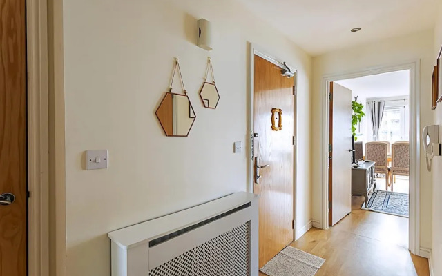 Bright Flat in Historic Whitechapel