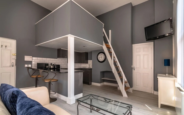 Platform City Studio Apartment