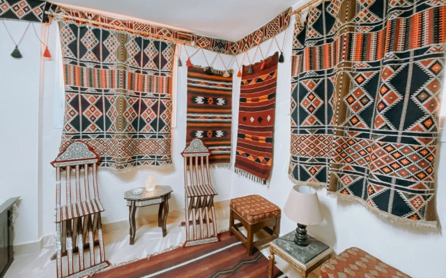 Atlantis Pyramids Inn