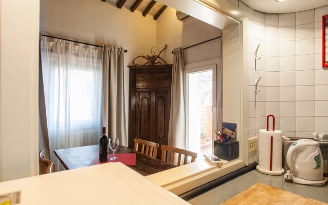 Amazing Apartment With Terrace In Piazza Del Fico, Close Piazza Navona