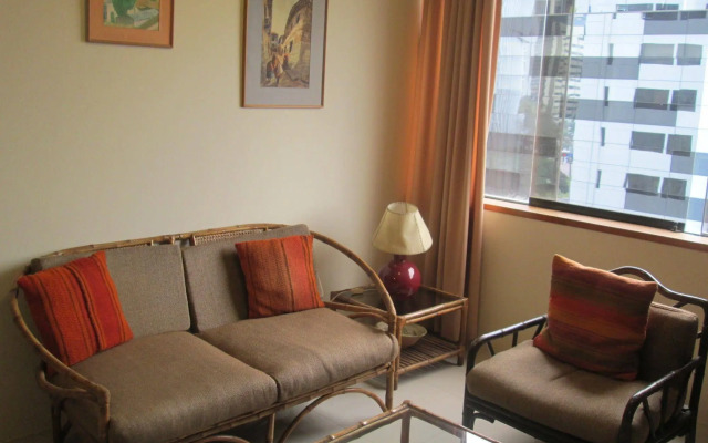 Suites Real Hotel