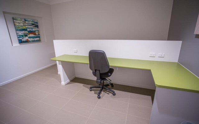 Spinifex Motel & Serviced Apartments