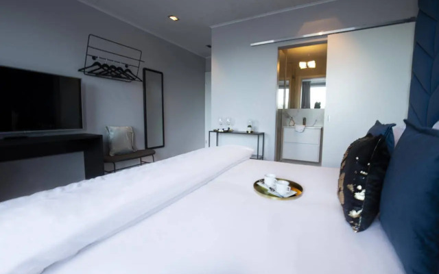 Room With A View Luxury Apartments