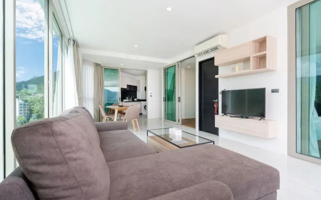 Sea View 2BR Apartment C73 in Oceana