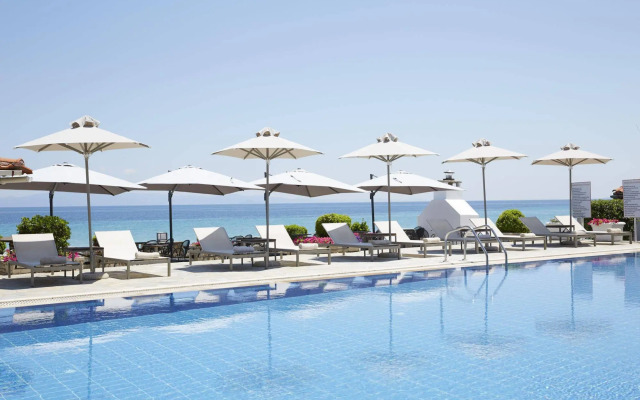 Ammon Zeus Luxury Beach Hotel