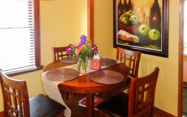 Minnehaha Falls Home by Minnehaha Lofts