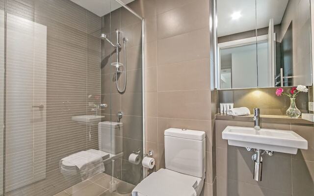Olympic Park 2bed2 Bath High Level View Nop007-24