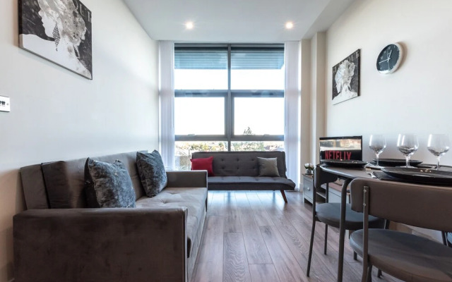 OnPoint -SUPER 1 Bedroom Apt Slough