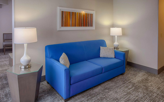 DoubleTree by Hilton Denver - Westminster