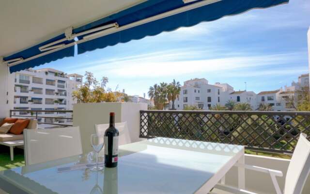 Central Puerto Banús Apartamento