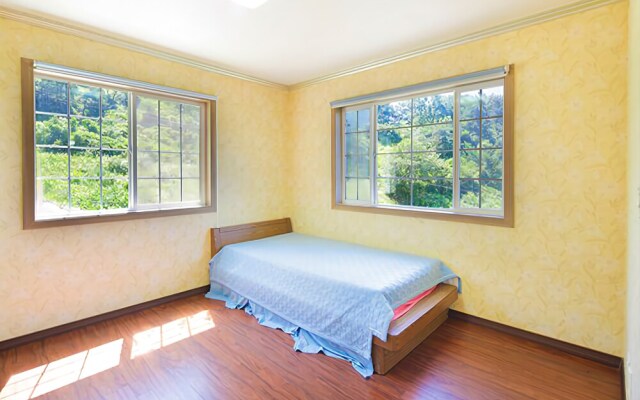 Nonsan Tapjeongho Lake Pension