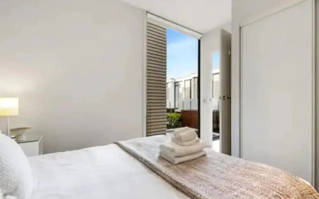Lovely And Cozy Apartment - Parking, Pool And Gym!