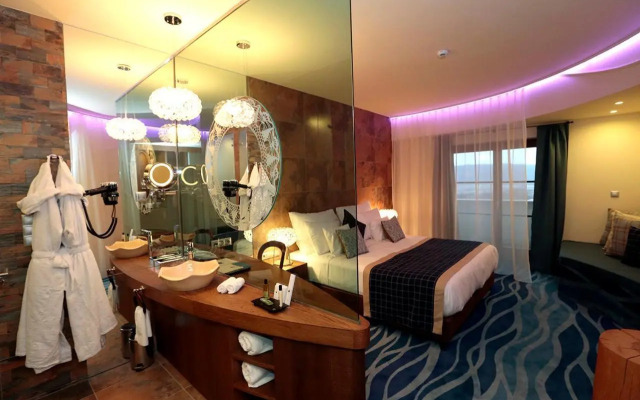 Hotel Cascade Resort&Spa