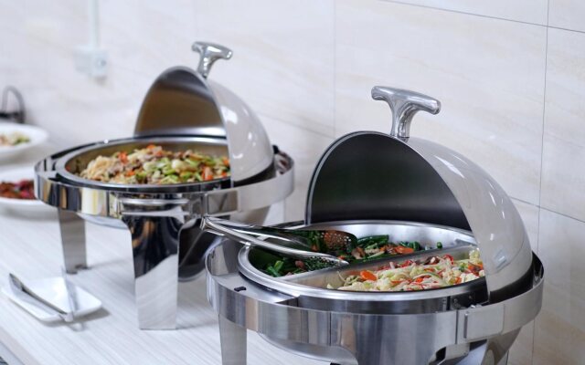 Gin Jian Commerical Hotel