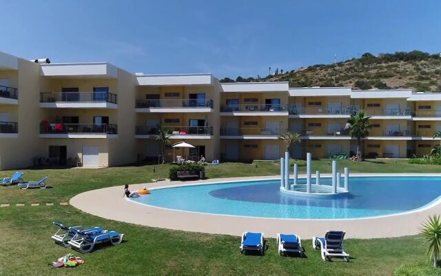 Apartment With 3 Bedrooms in Albufeira, With Wonderful Mountain View,