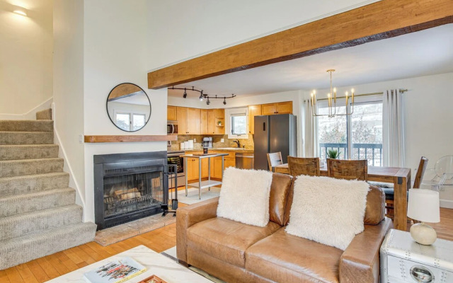 Golf Course & Mtn Views: Avon Townhome!