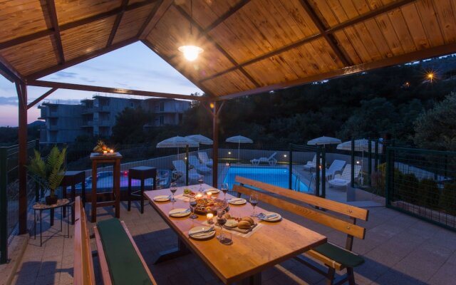 Villa Honey