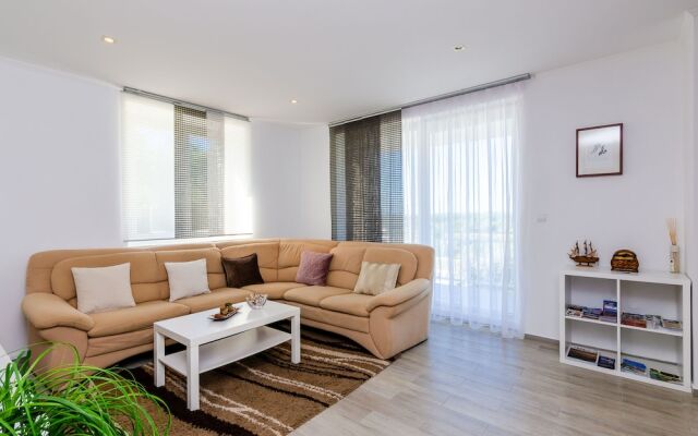 Villa Oasis Cypress