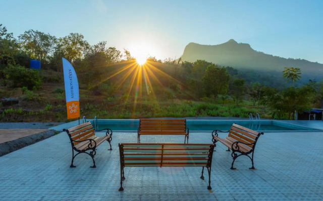 SaffronStays Cabana