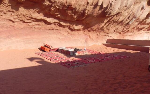 Explore Wadi rum camp
