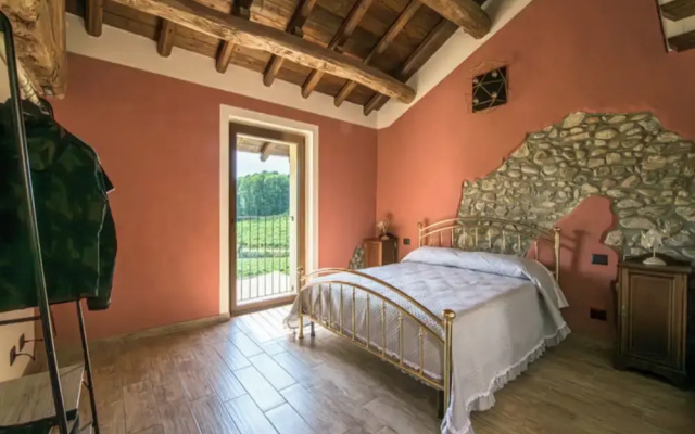 Room-charming Alessandria Retreat With Q