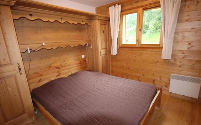 Appartement Villard-sur-Doron, 4 pièces, 10 personnes - FR-1-293-57