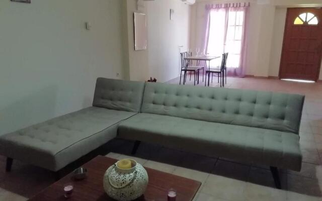 Maro House