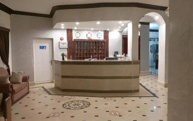 Dolphin Continental Hotel