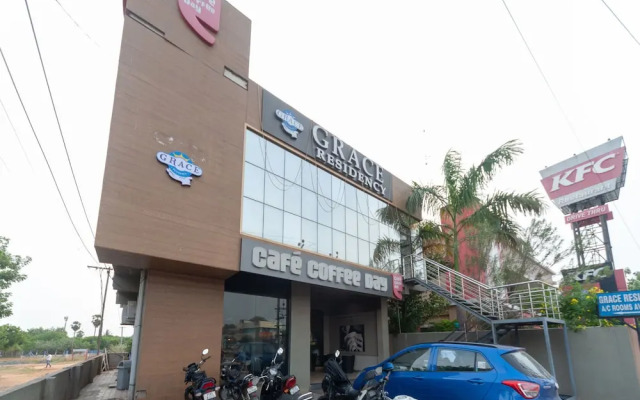 OYO 16117 Grace Residency
