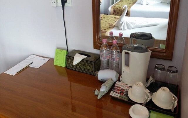 Great Glory Hotel