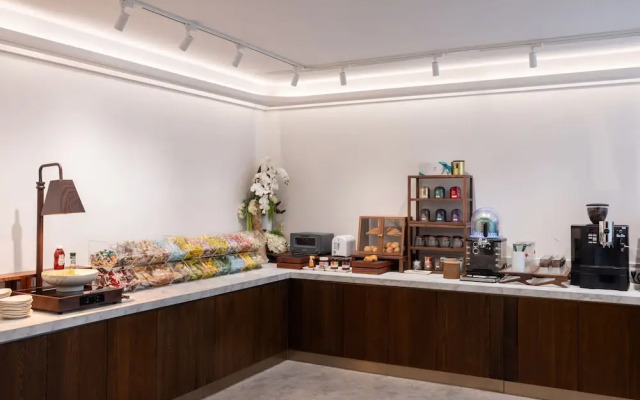 Voyage Kaohsiung By Cosmos Oasis