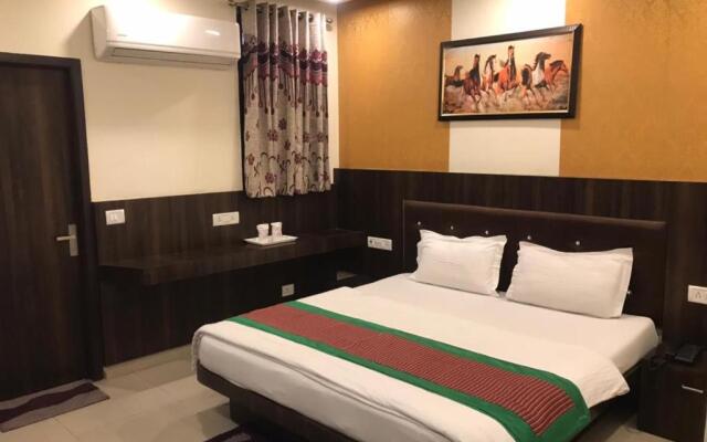 Hotel Dev Plaza