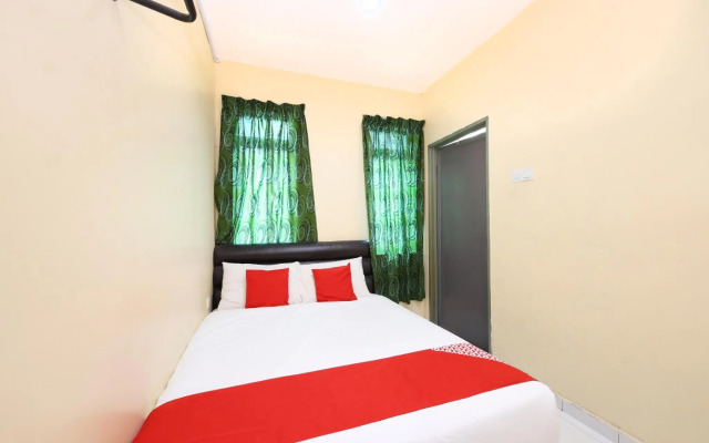 OYO 774 Hotel Iskandar