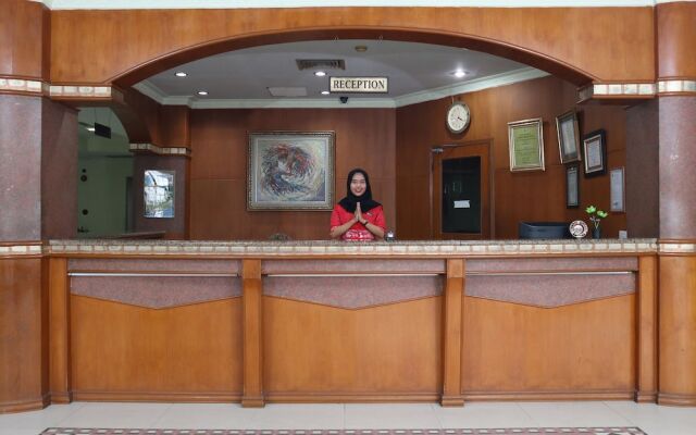Mona Plaza Hotel By OYO Rooms
