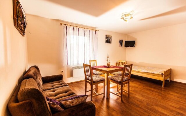 Penzion - Vinařství Hanuš