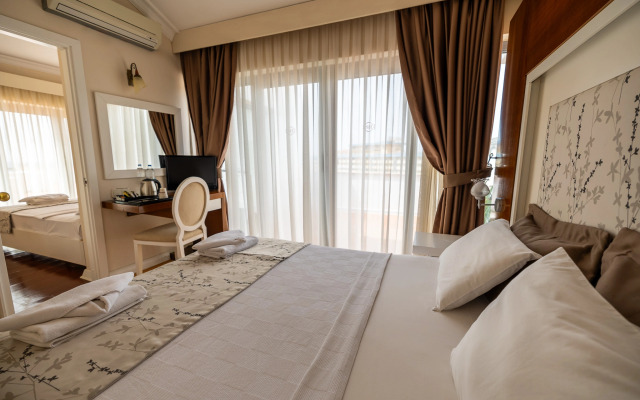 Sentinus Beach Hotel