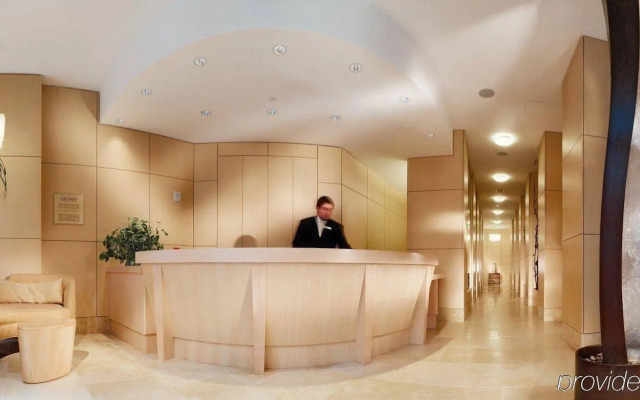 Orchard Garden Hotel