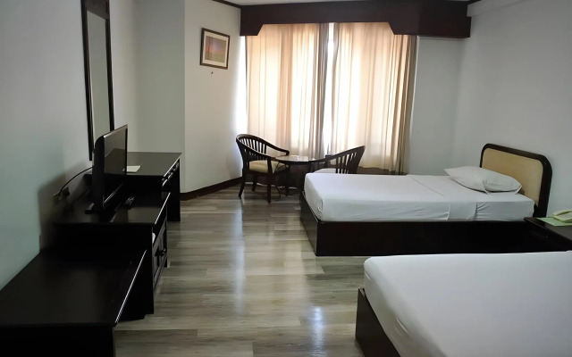Royal Diamond Hotel