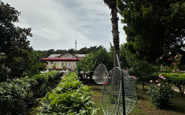 Carmina Hotel