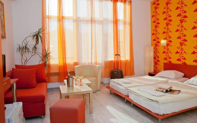 Scottys Boutique Hotel