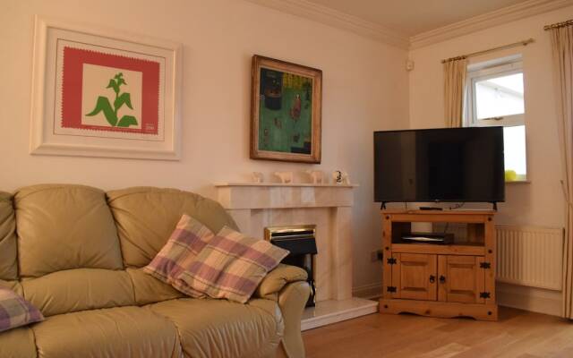 4 Bedroom Apartment With Garden