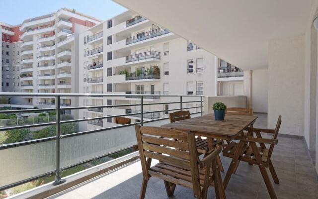 L'escale du Prado Private Apartment